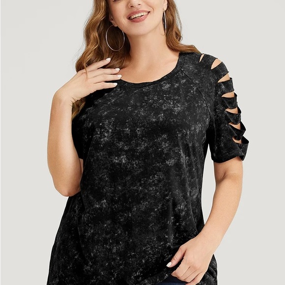 Solid Cut-out Raglan Tee - Picture 4 of 4